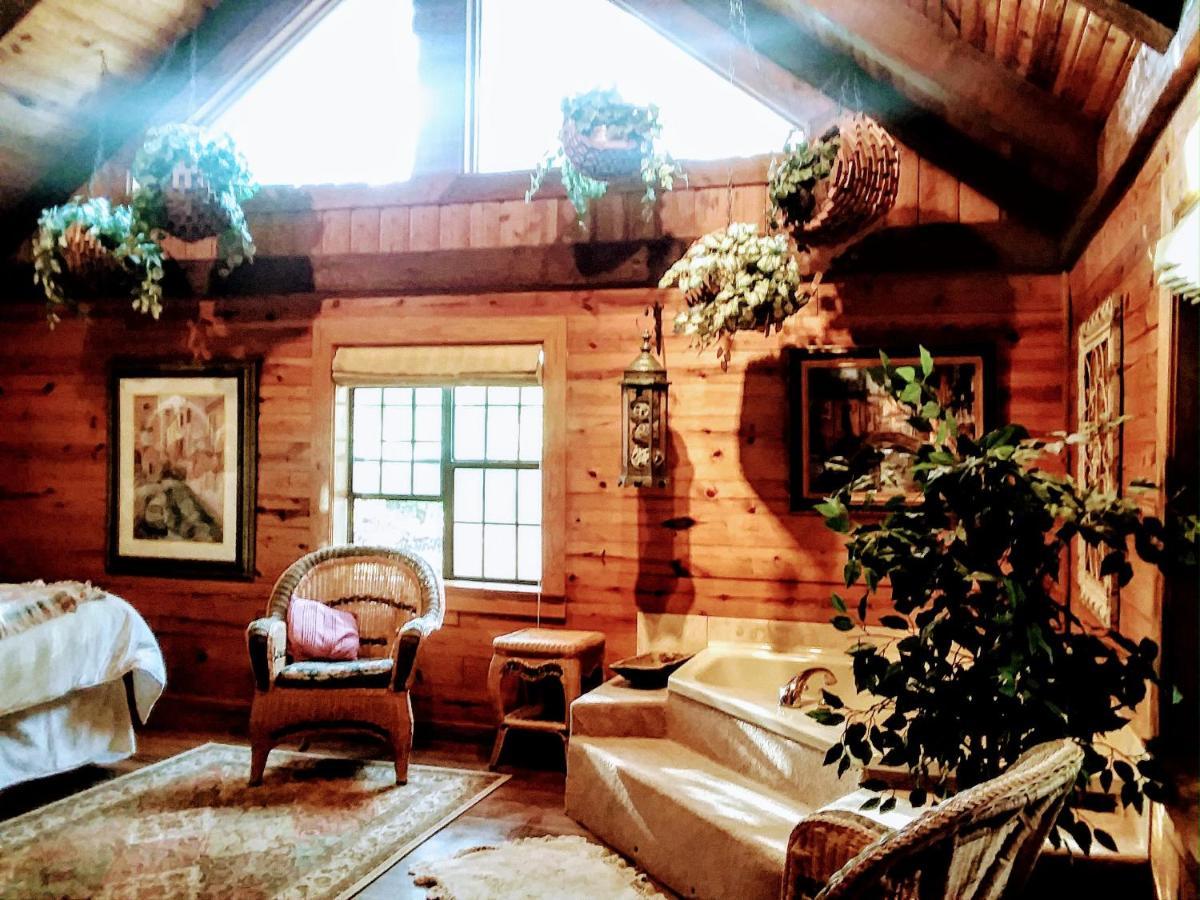 Cherokee Mountain Log Cabins Eureka Springs Exterior foto