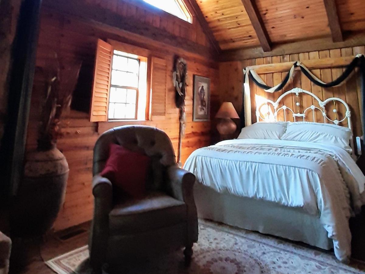 Cherokee Mountain Log Cabins Eureka Springs Exterior foto